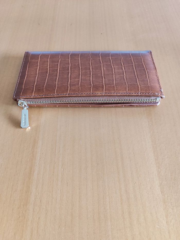 Portefeuille neuf - photo numéro 2