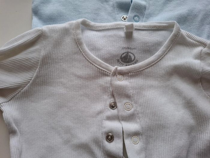 Lot de 2 petits gilets fins Petit Bateau taille 3 mois - photo numéro 2