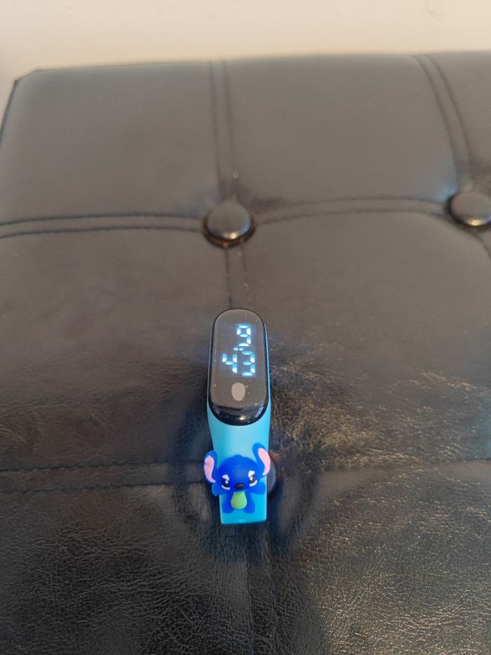 Bracelet montre Stitch - photo numéro 2