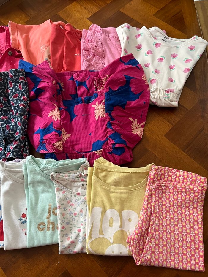 Gros lot de vêtements fille 3 ans - photo numéro 3