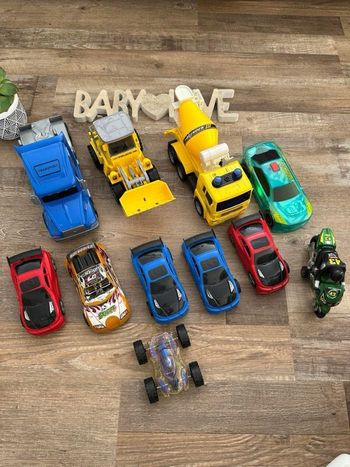 - Lot de véhicules  - Bon état général