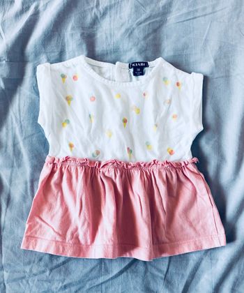 robe manche courte « Kiabi » taille 3 mois.