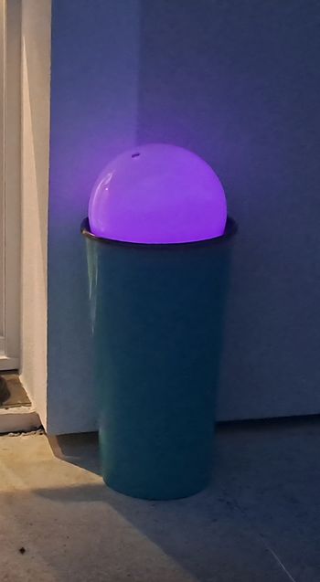 Globe lampe solaire LED lumineux multicolore 30cm