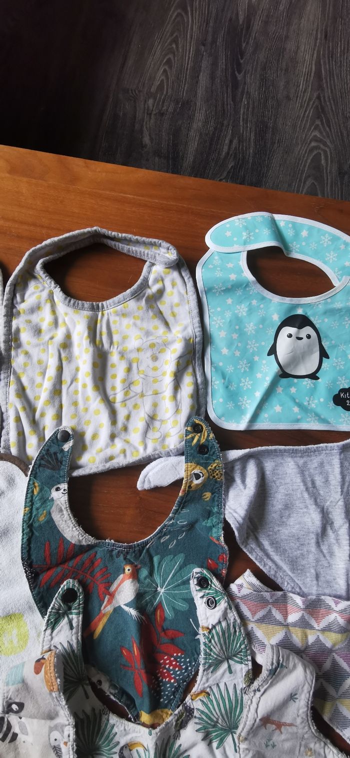 Lot 12 bavoirs 0 18 mois - photo numéro 5