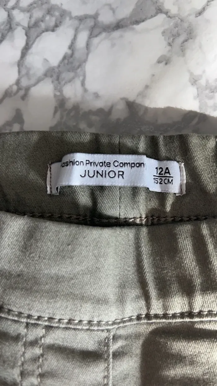 Pantalon taille 12 ans - photo numéro 2