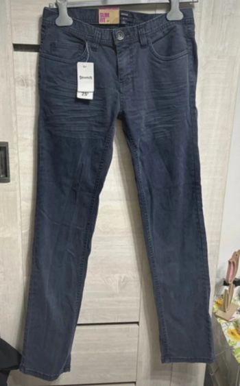 Jean slim Kiabi taille 36 neuf