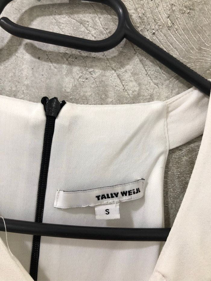 Moderne robe - photo numéro 6