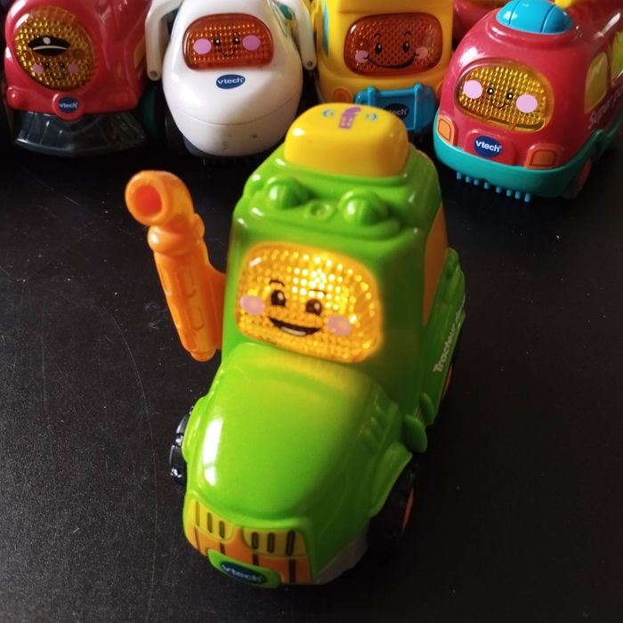 Tut Tut bolide Clément tracteur des champs