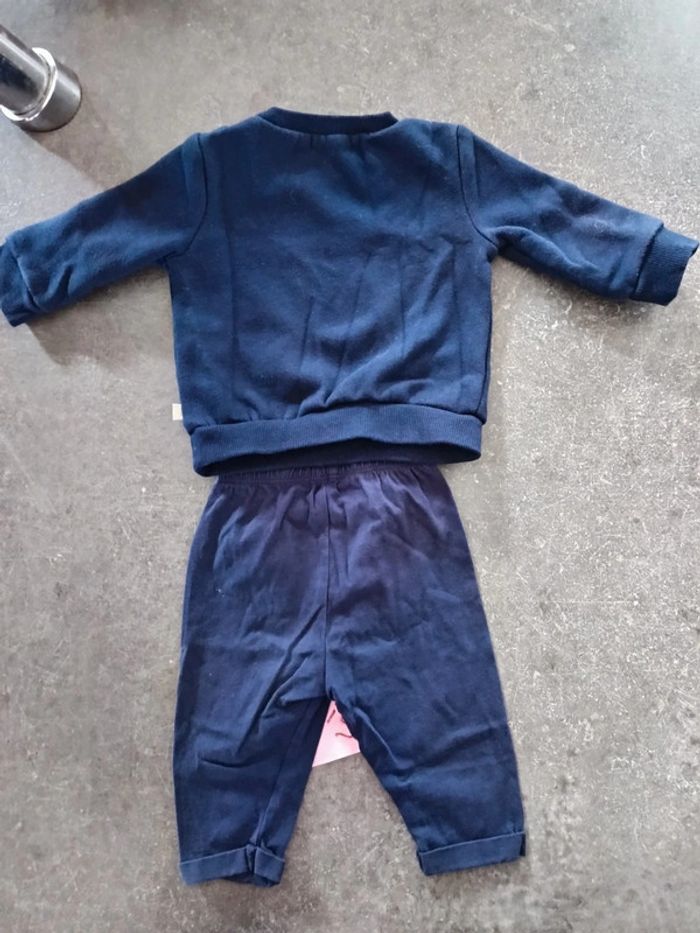 Ensemble bleu marine 6 mois - photo numéro 5