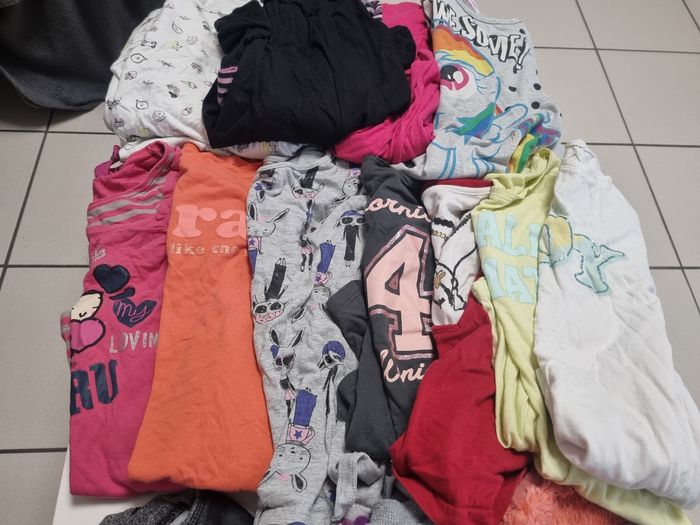 Lot fille 10 ans 18 vetements - photo numéro 3