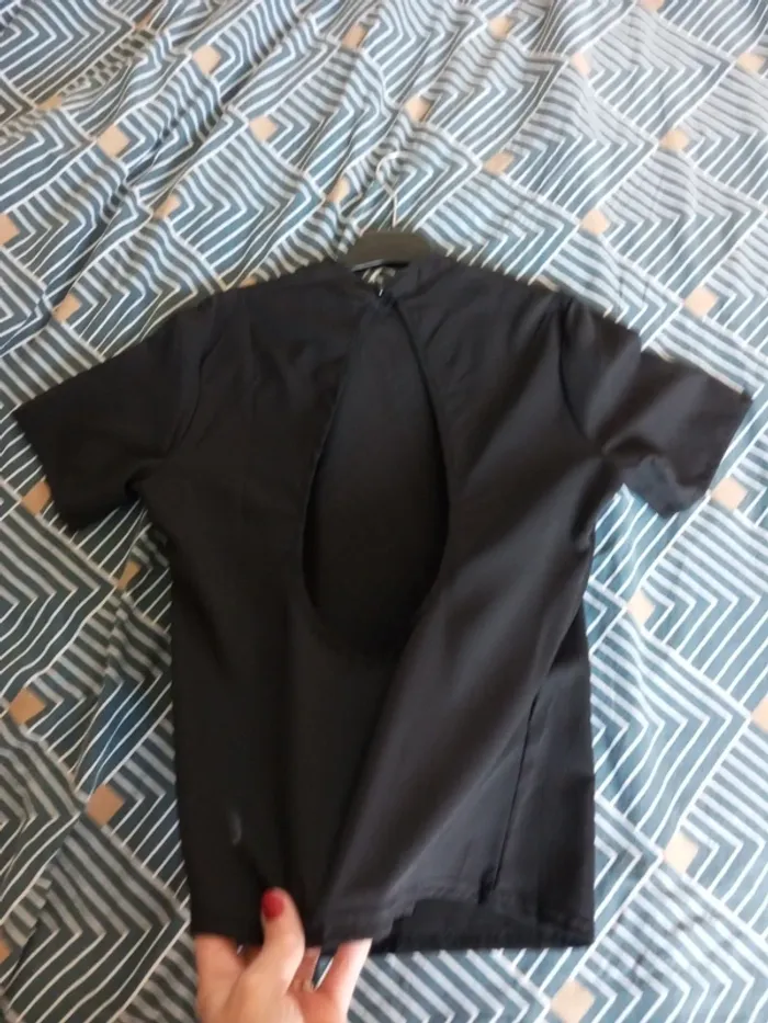 Haut noir femme - photo numéro 2