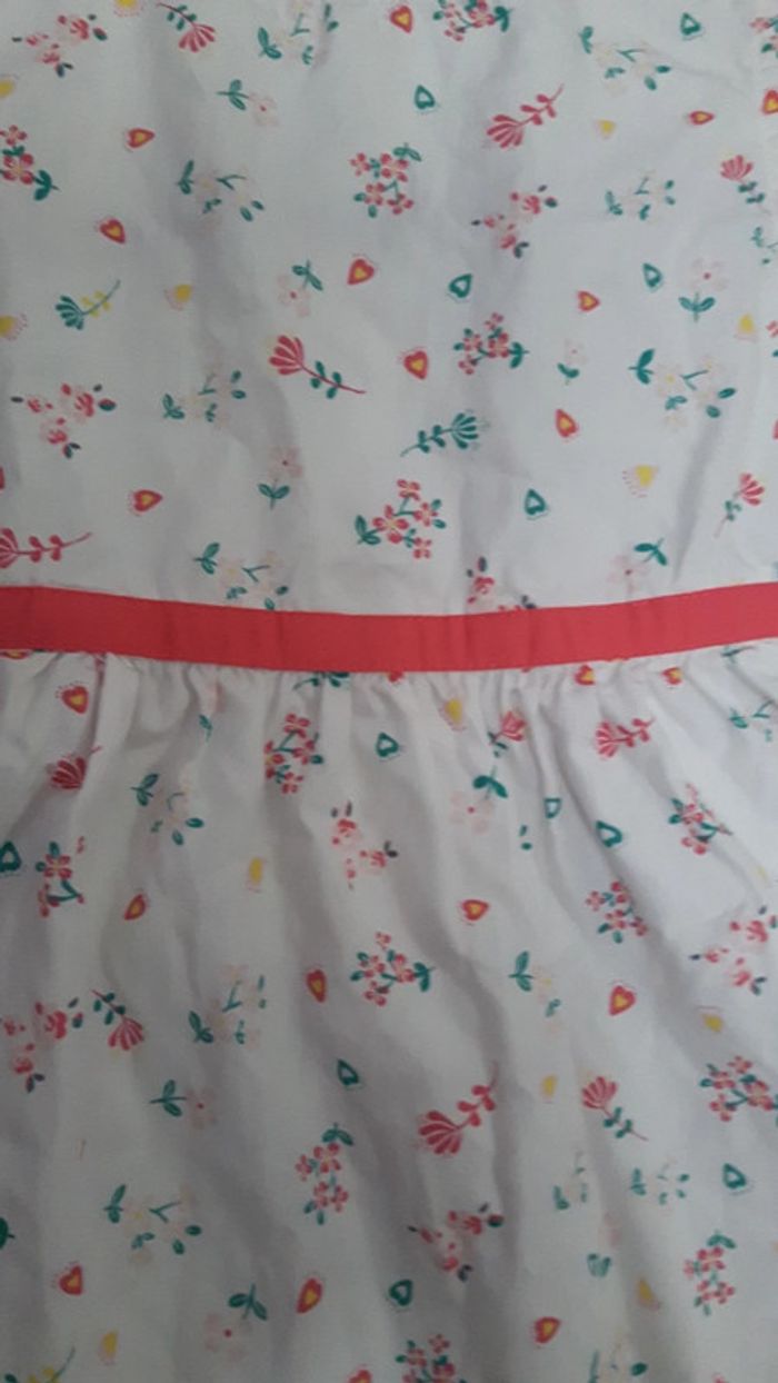 Robe fleurs - photo numéro 2