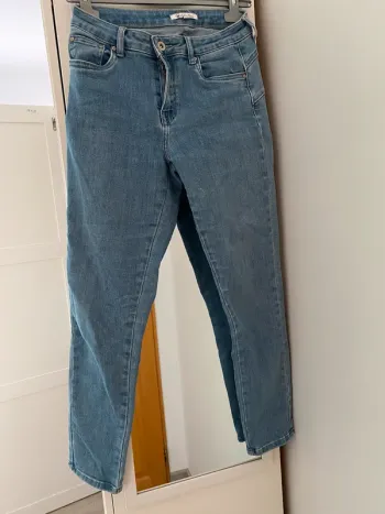 Jean 38 collection U