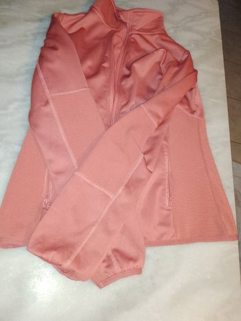 Vends petite veste only.