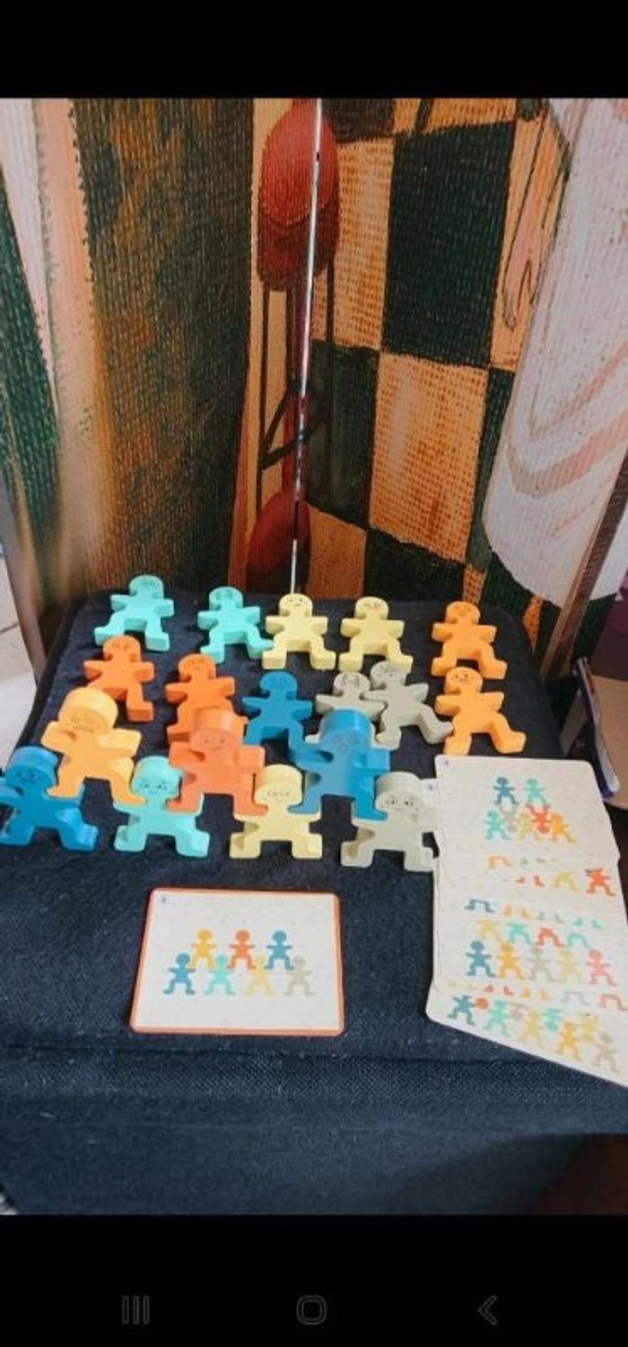 Jeu à empiler bonhomme en bois montessori