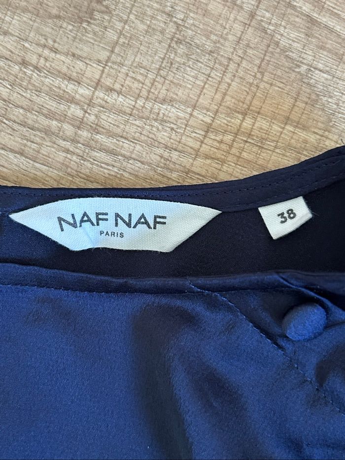 Robe bleue marine satinée Naf Naf taille 38 jamais portée - photo numéro 9