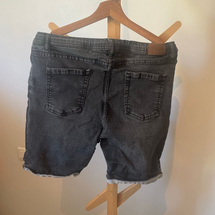 Short bermuda - photo numéro 2