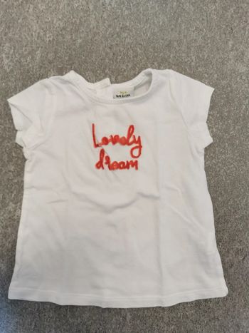 T-shirt bébé fille 9 mois neuf