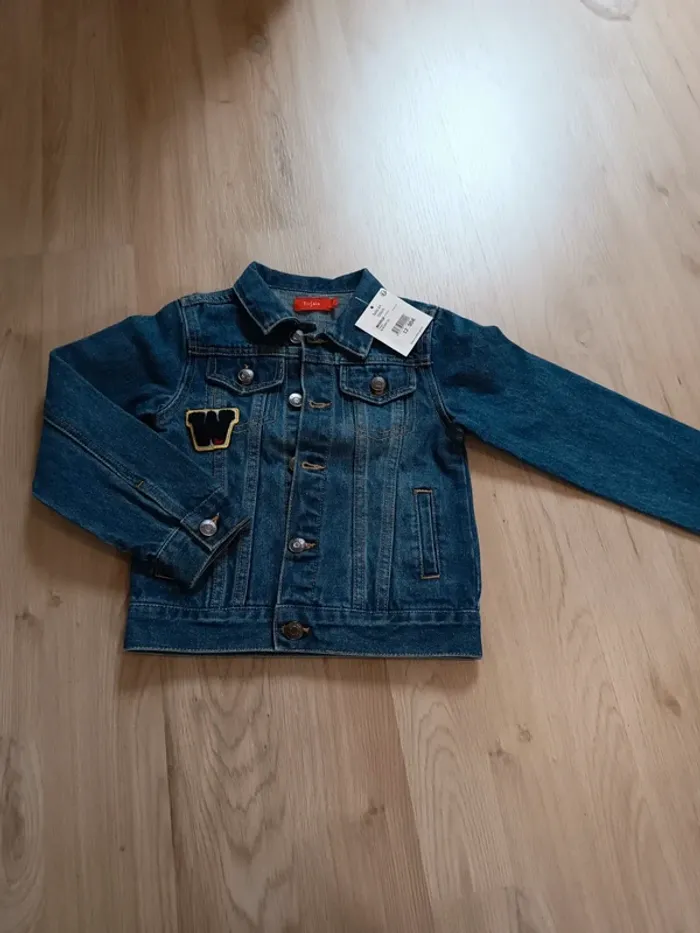 Veste en jean neuve 4 ans