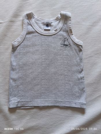 Débardeur Petit Bateau taille 2 ans