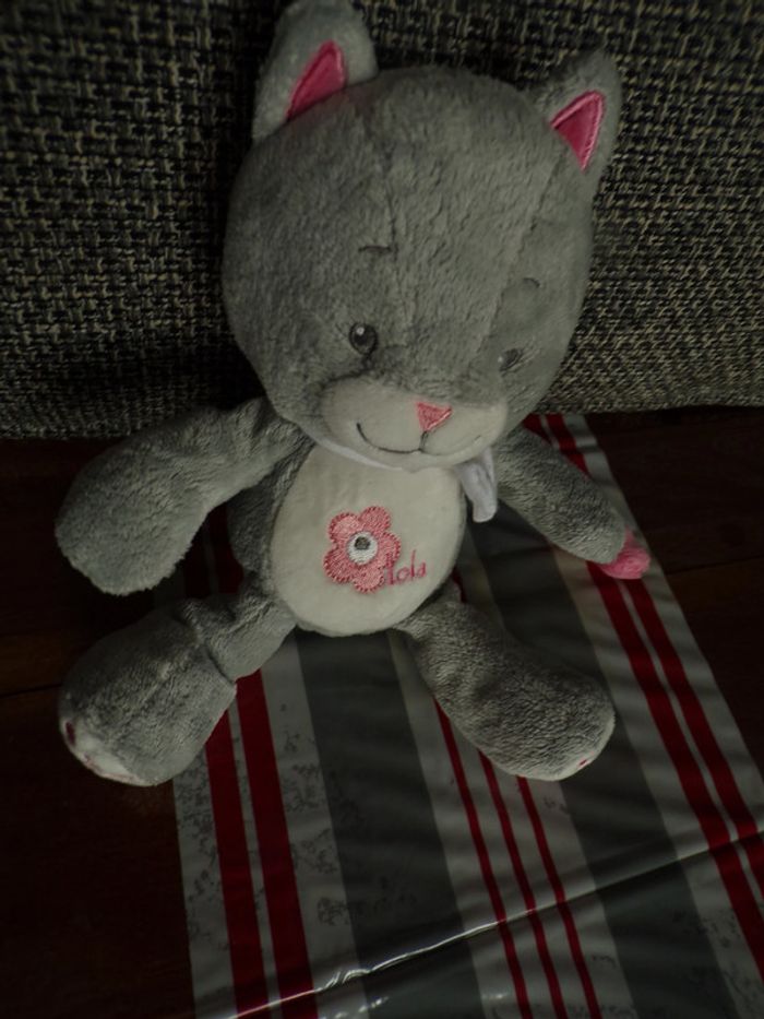 Doudou peluche chat Arthur et Lola