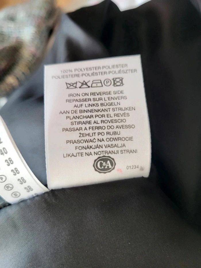 Joli veste Cintrée Yessica t.40 - photo numéro 5