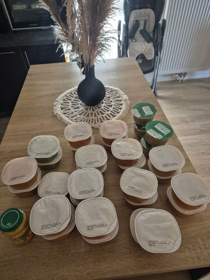 Lot petits pots pour bébé