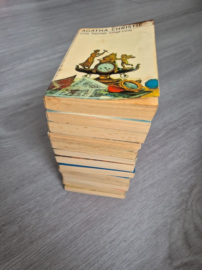Lot de 13 livres anciens Agatha Christie - photo numéro 7