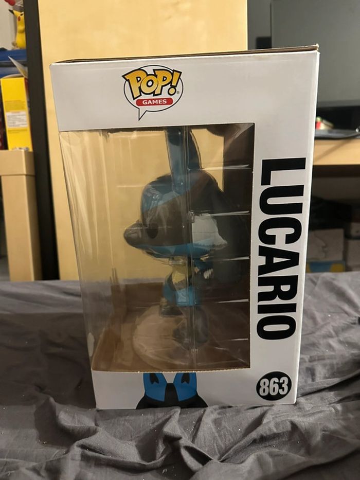 Funko Pop Jumbo Pokémon - Lucario 863 - photo numéro 2