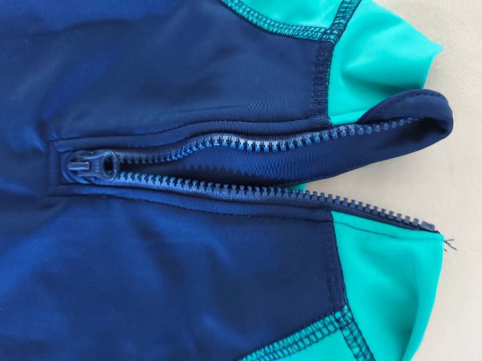 Maillot de bain enfant. - photo numéro 2