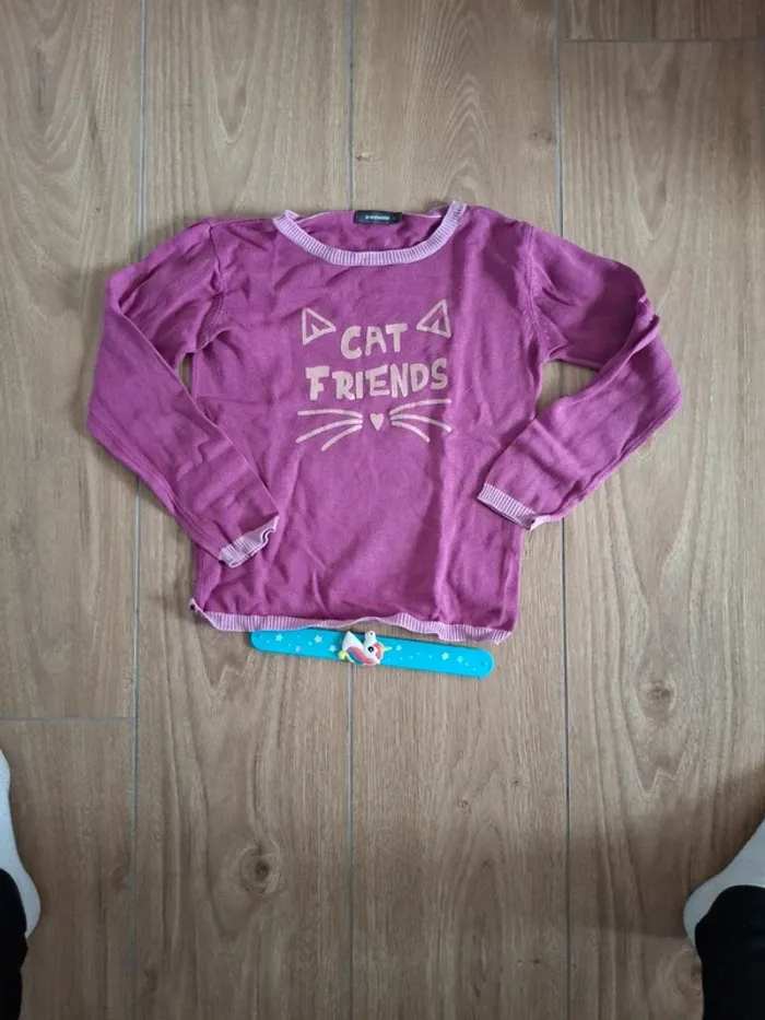 Pull 6 ans très bon état - photo numéro 2