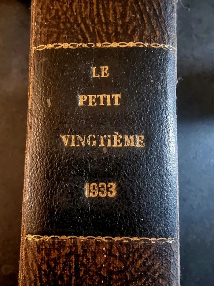 Reliure Petit Vingtieme 1933