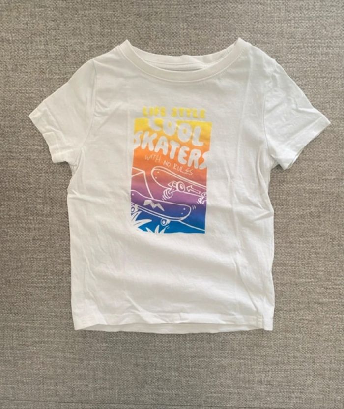 Tee-shirts kiabi garçon taille 5 ans