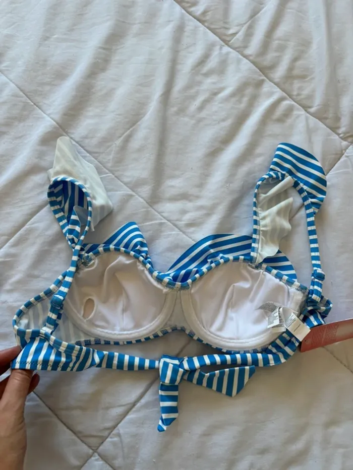 Lot 2 hauts de maillot de bain bikini bleu blanc rayé coque armature taille XS/34 Penti neuf - photo numéro 9