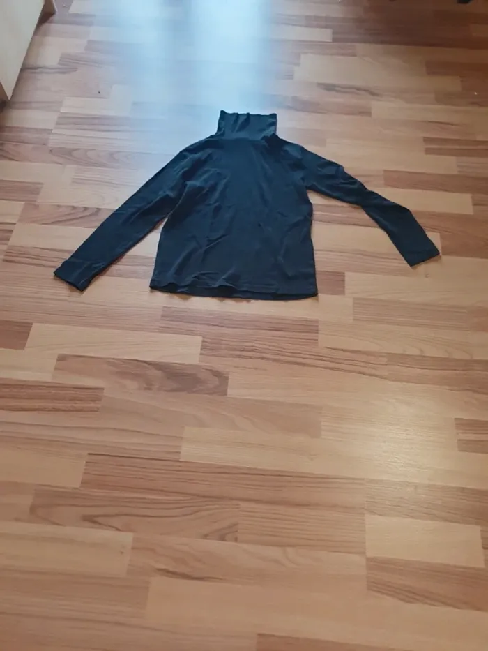 sous pull 10 ans noire - photo numéro 3