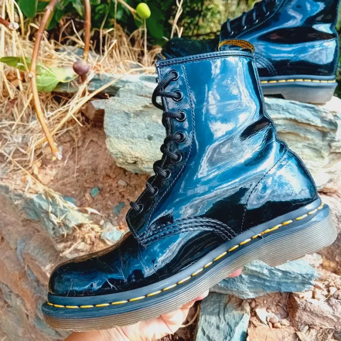 Dr. Martens noir vernis 38 - photo numéro 4