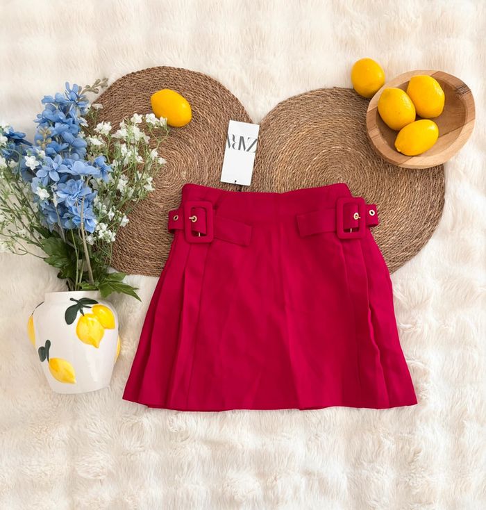 Jupe fuchsia Zara taille M plissée
