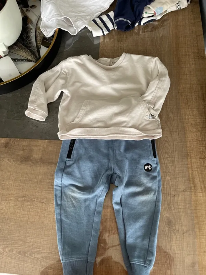 Ensemble jogging Little cigogne