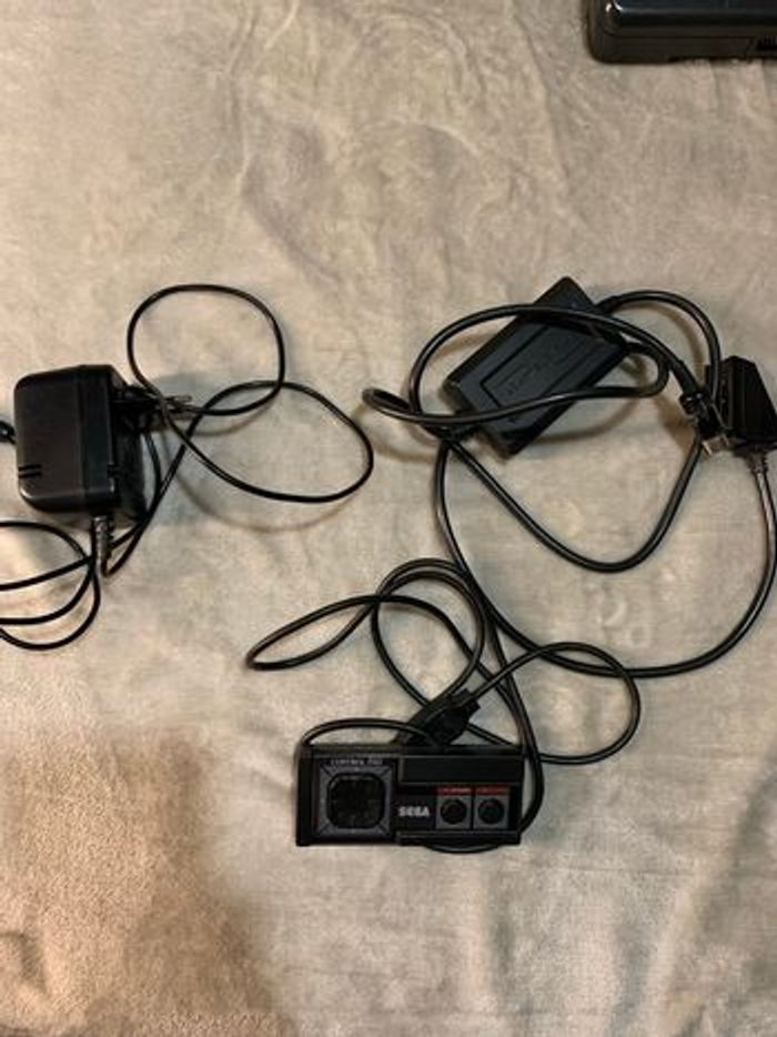 Sega Master System II  Noir avec manette - photo numéro 3