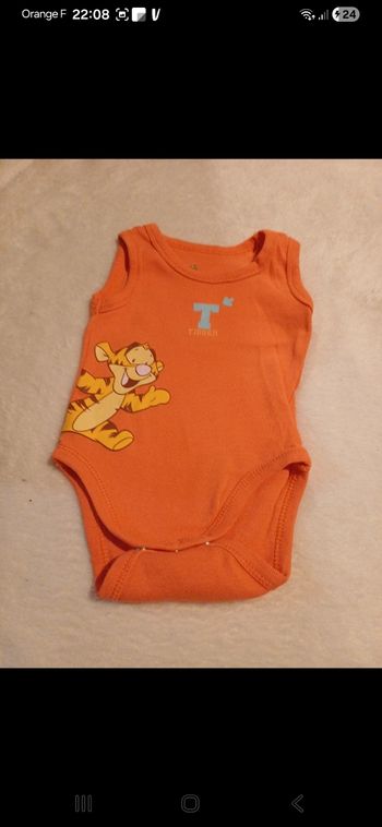 Body bébé taille 3 mois