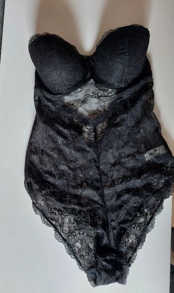 Body bustier noir dentelle Etam 90B