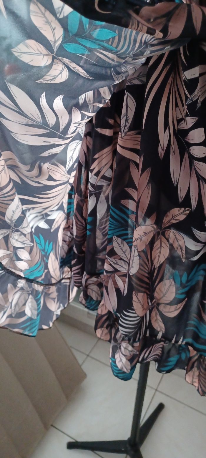 Très jolie robe femme T U - photo numéro 7