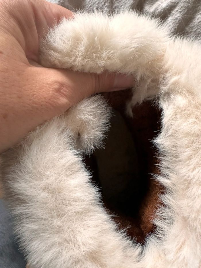 Très belles bottes fourrés 37 - photo numéro 4