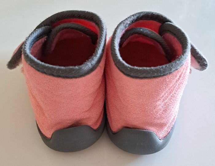 Chaussons fille p.23 BE - photo numéro 4