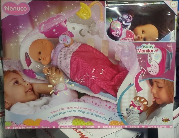 Nenuco dors avec moi et son baby monitor.