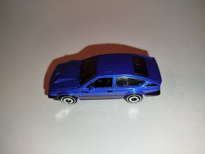 Hot Wheels Alfa Romeo GTV6 3.0 2024 - photo numéro 5