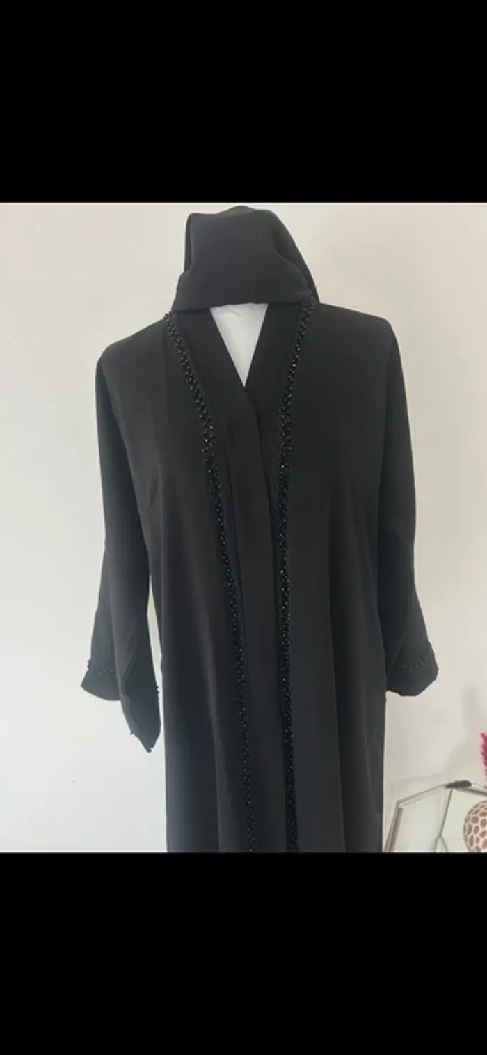 Sublime robe émiratie noire perlée neuve - photo numéro 5