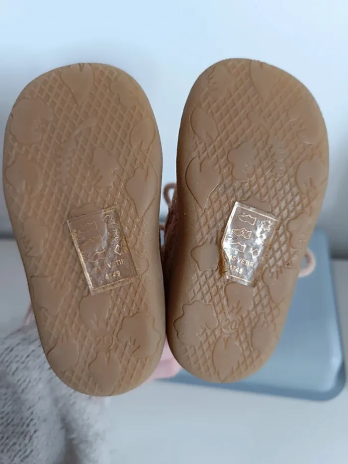 Chaussures bébé - photo numéro 3