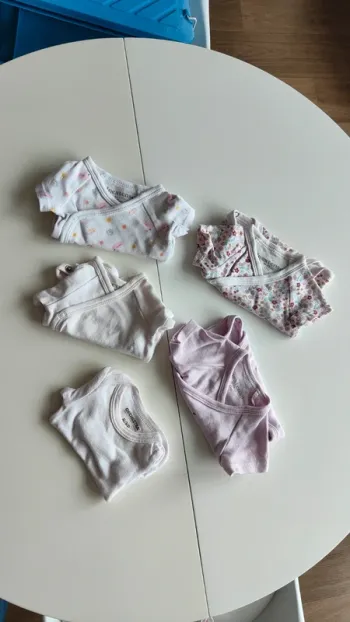 Bodies Naissance