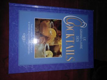 Le grand livre des cocktails
